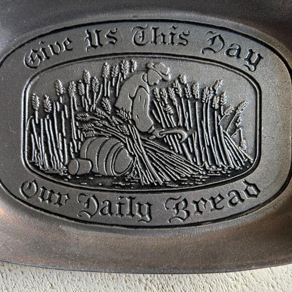 Pewter Bread Tray – “Give Us This Day Our Daily Bread” | Vintage Farmhouse Vibes - Picture 2 of 7